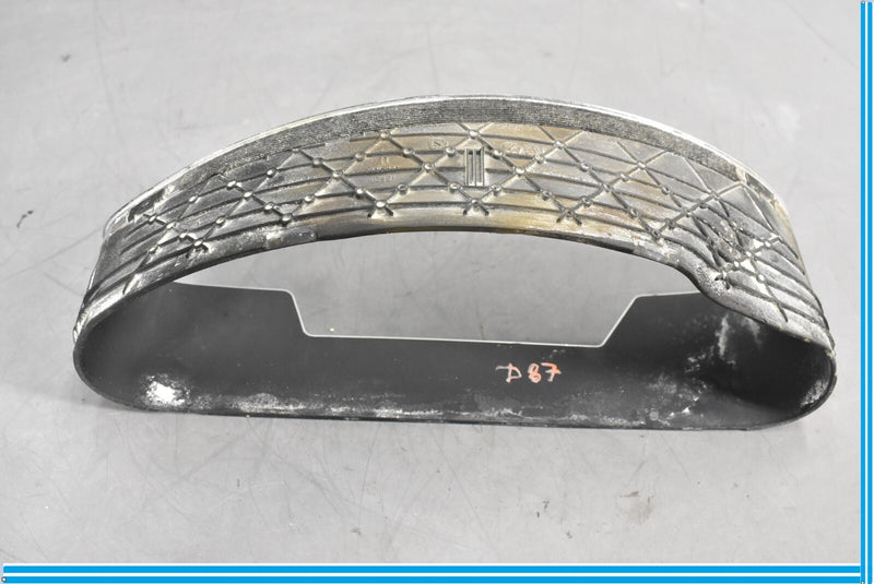 Load image into Gallery viewer, 06-11 Mercedes CLS550 CLS500 W219 Instrument Cluster Speedometer Trim Bezel Oem