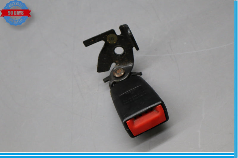 Load image into Gallery viewer, 10-18 Mercedes CLS550 E350 Rear Left Or Right Side Safety Seat Belt Buckle Oem