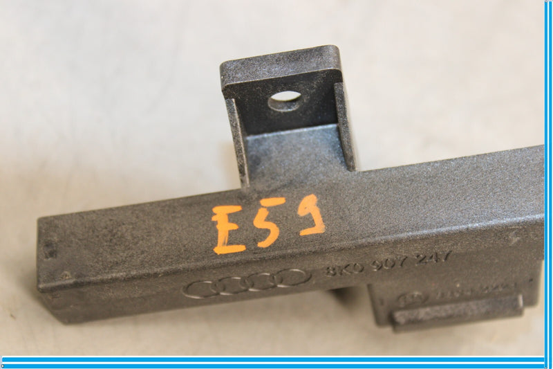 Load image into Gallery viewer, 11-17 Audi A8 Quattro Rear Keyless Access Entry Antenna Oem