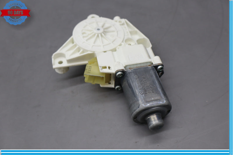Load image into Gallery viewer, 06-13 Mercedes W164 GL550 R350 GL350 Front Right Side Window Regulator Motor Oem