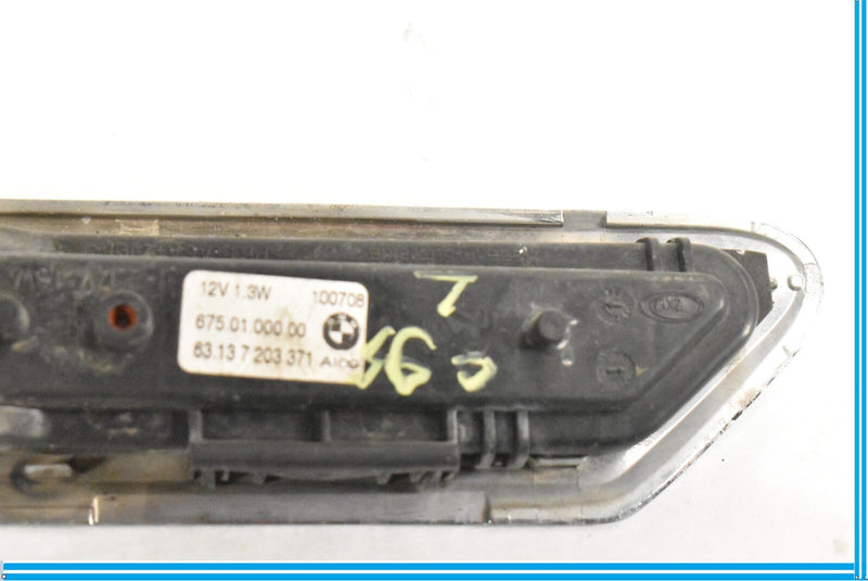 Load image into Gallery viewer, 09-12 BMW 750i 750Li F01 F02 Front Left Fender Turn Signal Light Lamp Oem
