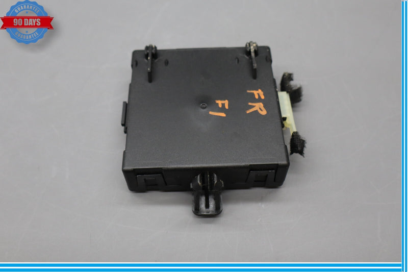 Load image into Gallery viewer, 08-18 Mercedes CLS550 E550 Front Right Passenger Side Door Control Module Oem