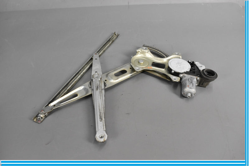 Load image into Gallery viewer, 07-17 Lexus LS460 LS460L Front Right Passenger Side Window Regulator Motor Oem