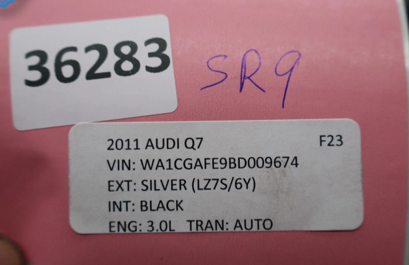 Load image into Gallery viewer, 07-15 Audi Q7 Front Right Passenger Side Lower Seat Rail Frame W/ Motor Oem