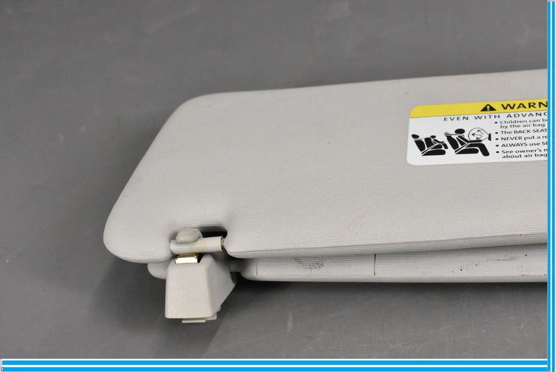 Load image into Gallery viewer, 11-17 Volkswagen VW Touareg Front Right Passenger Side Sun Visor W/Mirror Oem