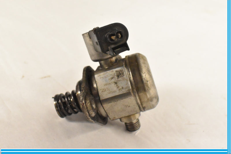 Load image into Gallery viewer, BMW F01 F02 E70 X5 750LI 750I N63 HIGH PRESSURE FUEL PUMP OEM