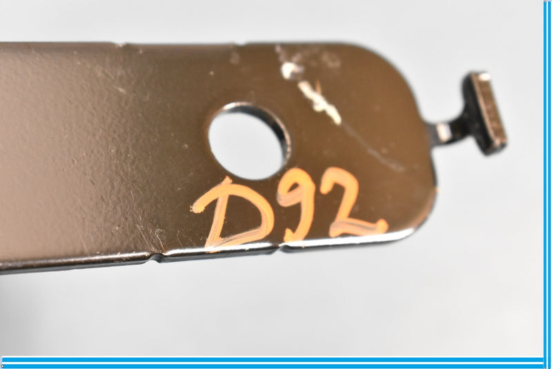 Load image into Gallery viewer, 12-18 BMW 650i 640i F12 Rear Left Side Seatbelt Seat Belt Buckle Oem