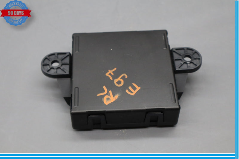 Load image into Gallery viewer, 08-18 Mercedes W218 CLS550 Rear Left Driver Side Door Control Module Oem