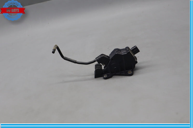 Load image into Gallery viewer, 07-12 Lexus LS460 Accelerator Throttle Gas Pedal Assemblies W/ Sensor Denso Oem