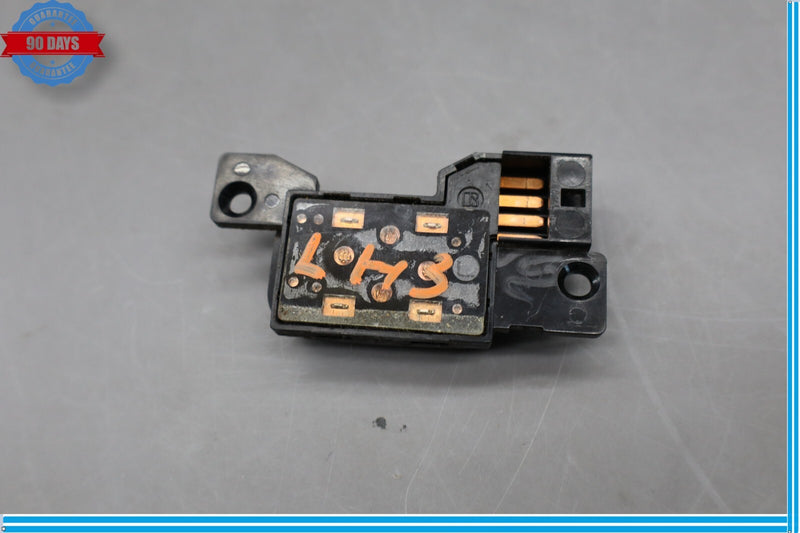 Load image into Gallery viewer, 01-06 Lexus LS430 SC430 Front Left Driver Side Seat Lumbar Control Switch Oem