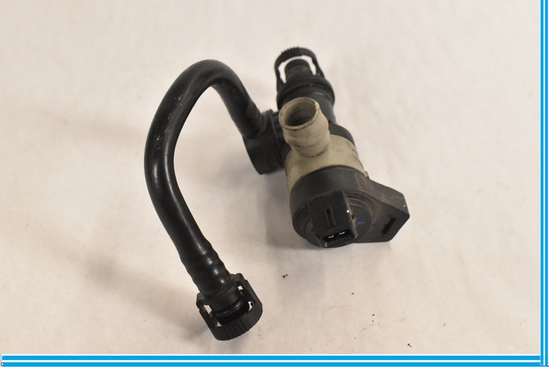 Load image into Gallery viewer, BMW 5 F10 F11 BREATHER BREATHER PIPE HOSE 7636158 11835