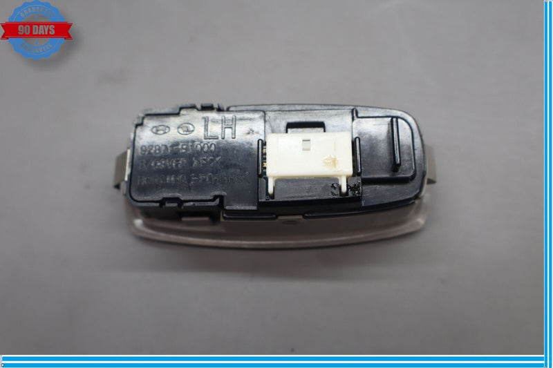 Load image into Gallery viewer, 15-20 Hyundai Genesis G80 Left Driver Side Reading Dome Map Light Trim Oem