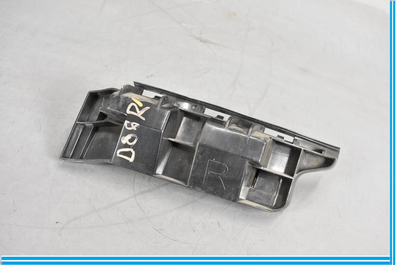 Load image into Gallery viewer, 08-11 Mercedes W204 C300 C350 Rear Right Bumper Holder Support Bracket Oem