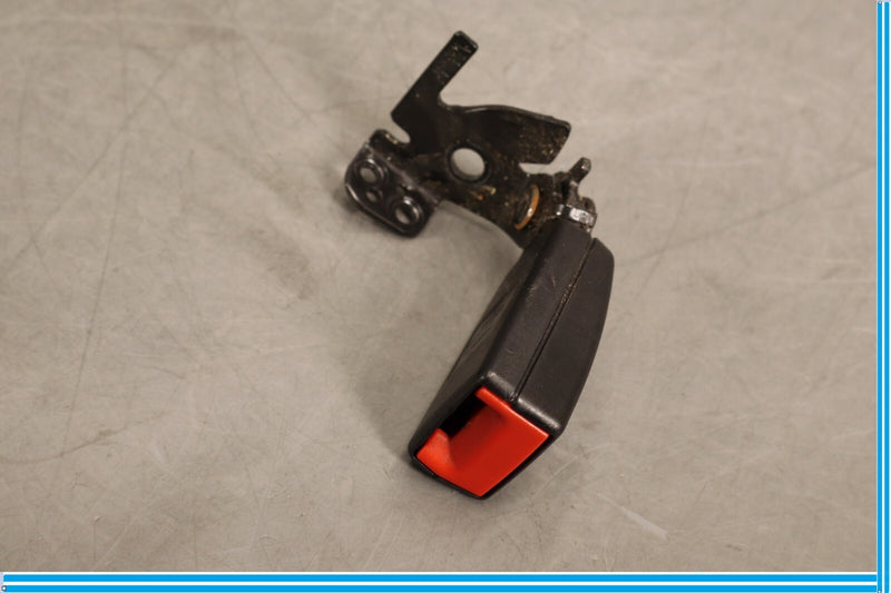 Load image into Gallery viewer, 10-18 Mercedes CLS550 E350 Rear Left Driver Side Safety Seat Belt Buckle Oem
