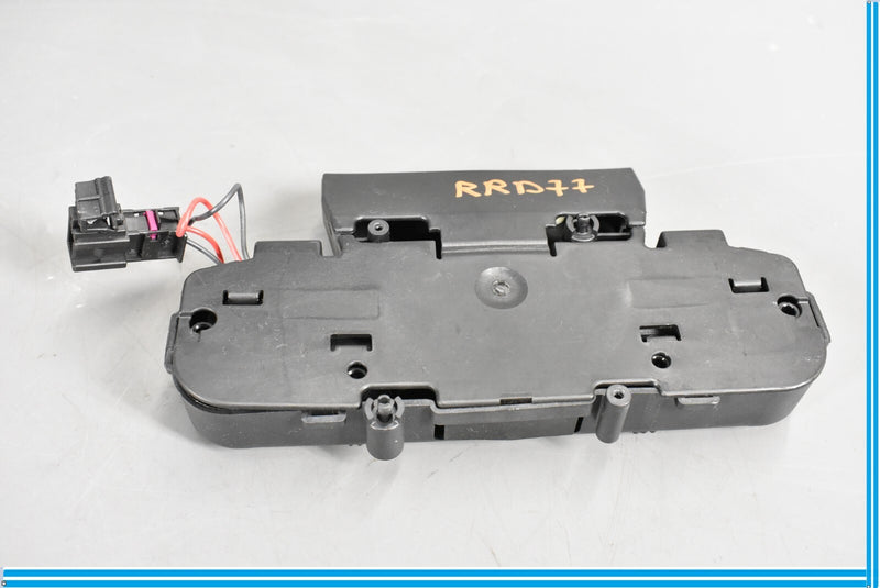 Load image into Gallery viewer, 11-18 Volkswagen VW Touareg Rear Right Passenger Seat Backrest Lock Release Oem