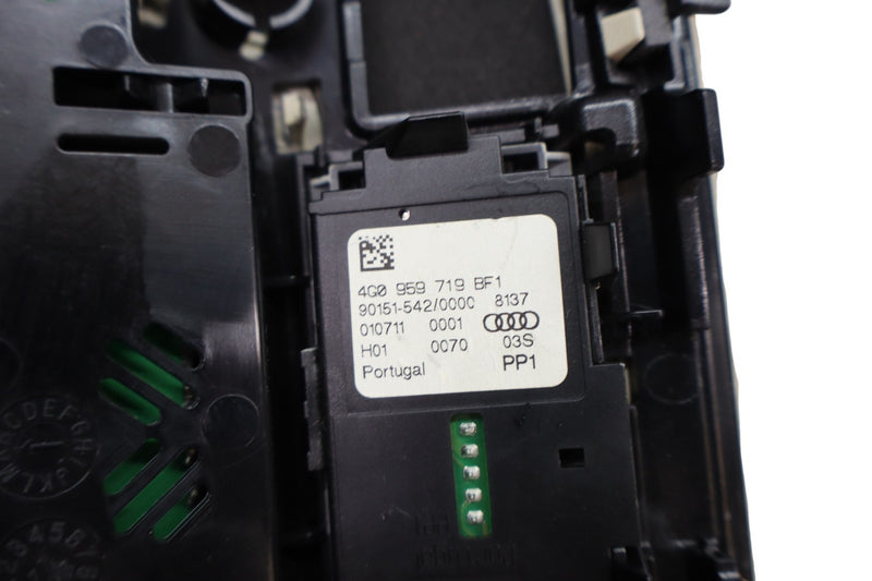 Load image into Gallery viewer, 12-18 Audi A7 A6 Quattro Front Overhead Console Dome Light Lamp 4G0959719 Oem