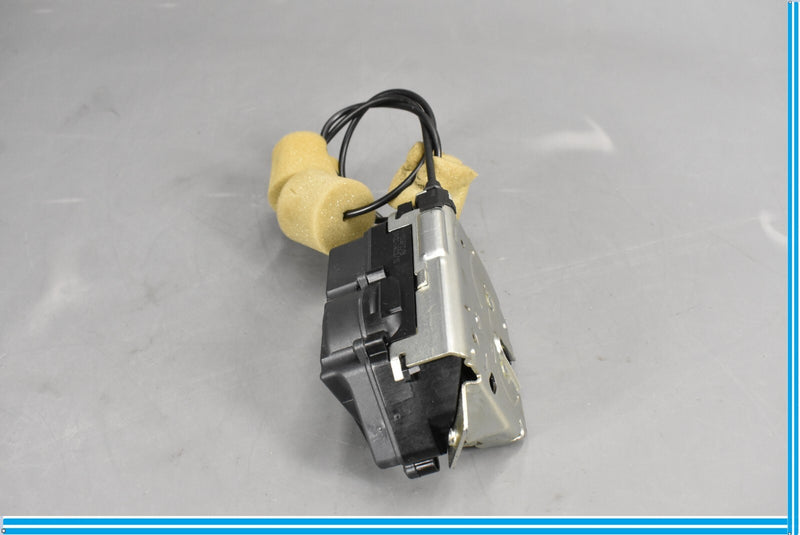 Load image into Gallery viewer, 06-12 Mercedes W164 GL450 GL550 Rear Trunk Tailgate Hatch Lock Actuator Oem