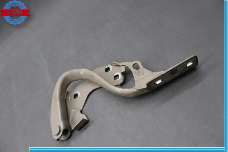 Load image into Gallery viewer, 12-19 Fiat 500 Pop Front Right Passenger Side Hood Panel Hinge Lock Oem