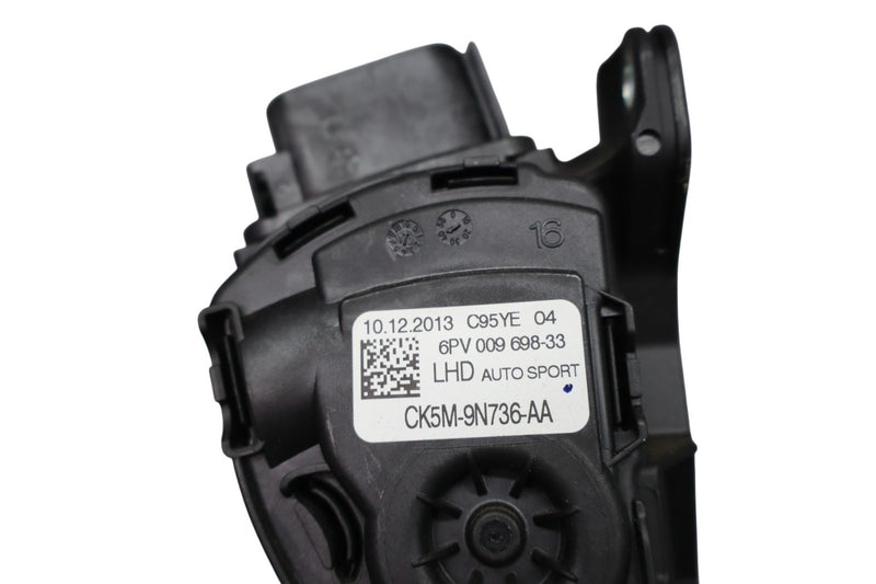 Load image into Gallery viewer, 13-17 Land Rover Range Rover L405 Gas Accelerator Pedal w/ Pad CK5M9N736AA Oem