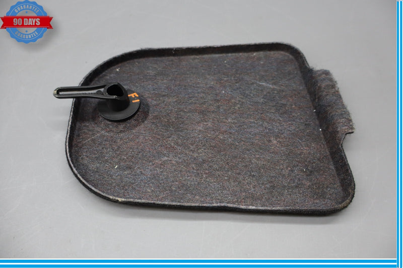 Load image into Gallery viewer, 12-18 Mercedes CLS550 CLS63 W218 Rear Trunk Side Liner Carpet Oem