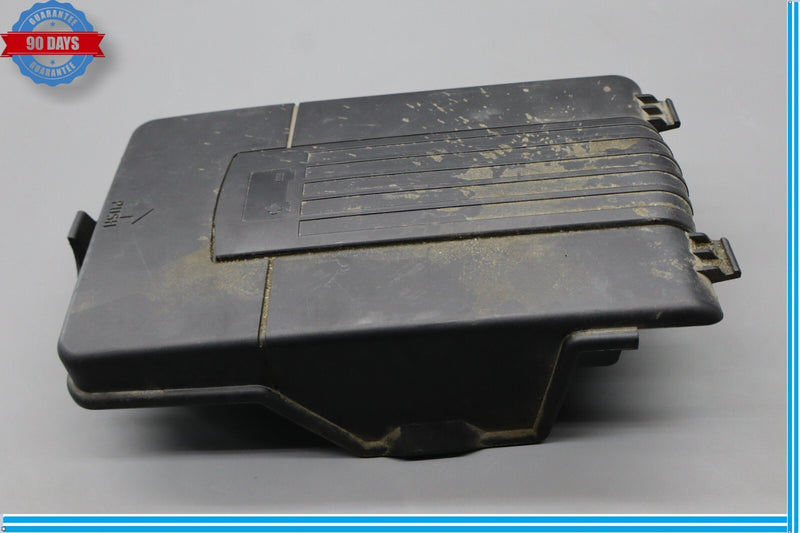 Load image into Gallery viewer, 06-18 Audi A3 A3 Quattro Battery Tray Box Upper Cover Lid Black 3C0915443 Oem