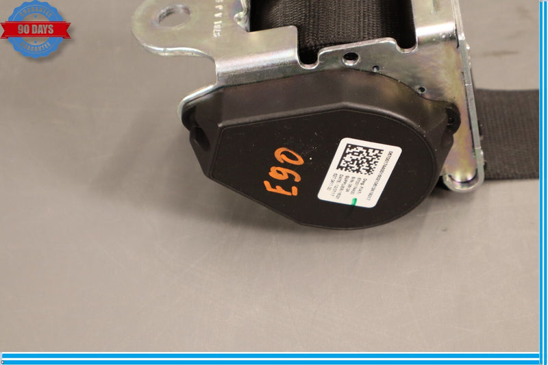 Load image into Gallery viewer, 14-18 Maserati Ghibli Rear Center Seat Belt Retractor 6700174400 Oem