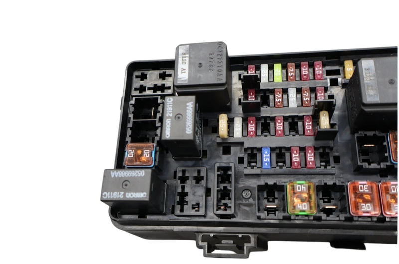 Load image into Gallery viewer, 14-21 Maserati Ghibli S Power Distribution Fuse Relay Box Block 7154763030 Oem
