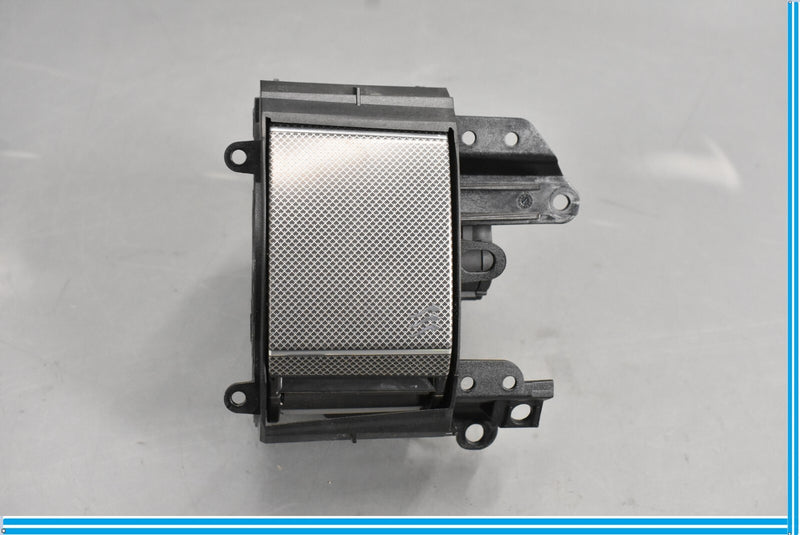 Load image into Gallery viewer, 09-12 Jaguar XF XFR X250 Left Driver Center Dash A/C Air Conditioning Vent Oem