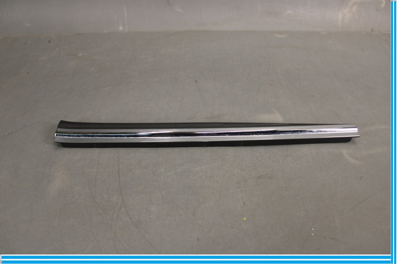 Load image into Gallery viewer, 06-11 Mercedes CLS550 W221 Front Right Side Inner Door Step Sill Plate Oem