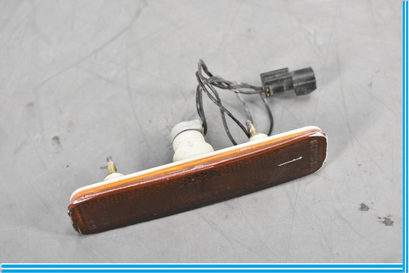 Load image into Gallery viewer, 03-12 Maserati Quattroporte Rear Left Driver Bumper Side Marker Turn Signal Oem