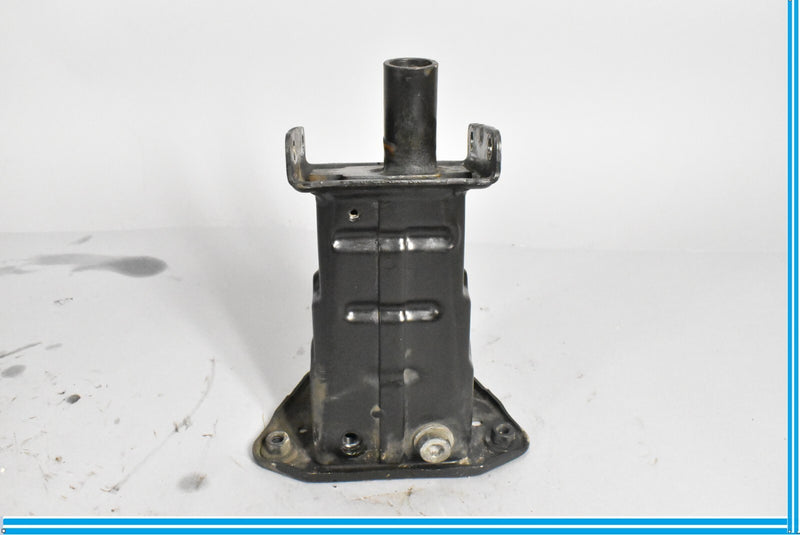Load image into Gallery viewer, 07-14 Mercedes CL550 CL600 W216 Front Right Bumper Reinforcement Bracket Oem