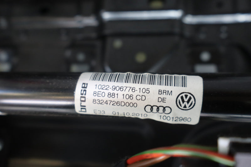 Load image into Gallery viewer, 07-15 Audi Q7 Front Right Passenger Side Lower Seat Rail Frame W/ Motor Oem