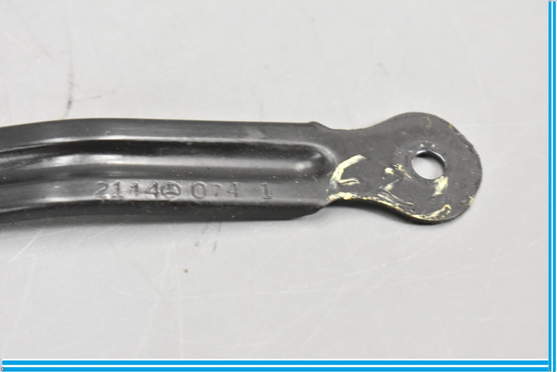 Load image into Gallery viewer, 07-12 Mercedes X164 GL550 GL450 Right Side Inner Radiator Support Bracket Oem