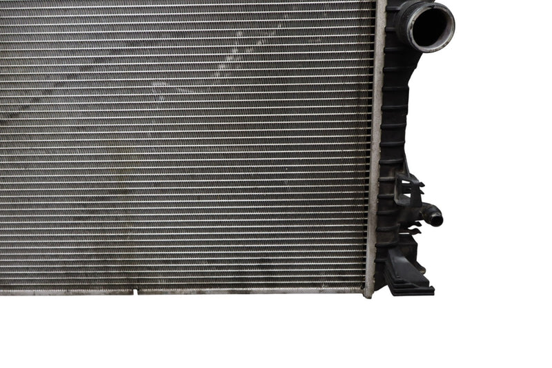 Load image into Gallery viewer, 10-13 Jaguar XJL XJ 3.0L Front Engine Cooling Radiator Assembly 9X238005AC Oem