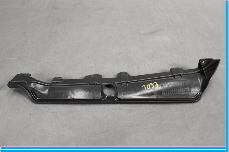 Load image into Gallery viewer, 97-04 Mercedes R170 SLK230 SLK320 Front Right Passenger Seat Trim Cover Oem