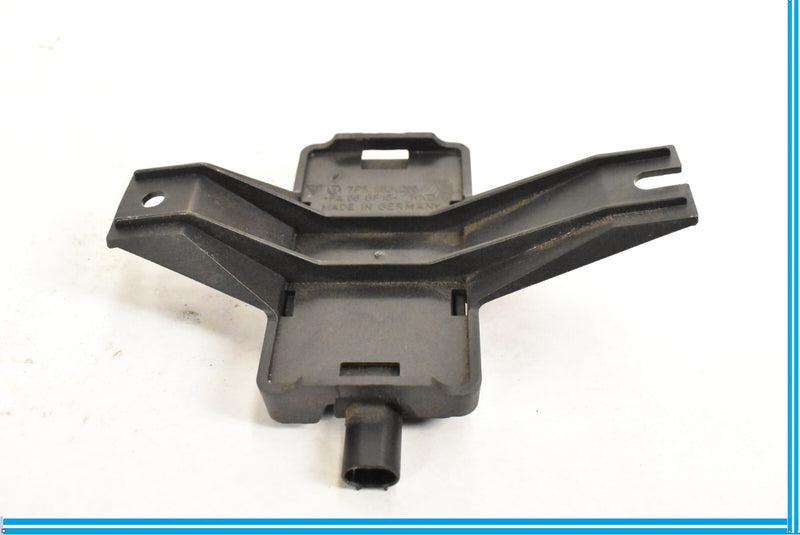 Load image into Gallery viewer, 11-18 Porsche Cayenne Keyless Entry Antenna Module 7PP962132 Oem