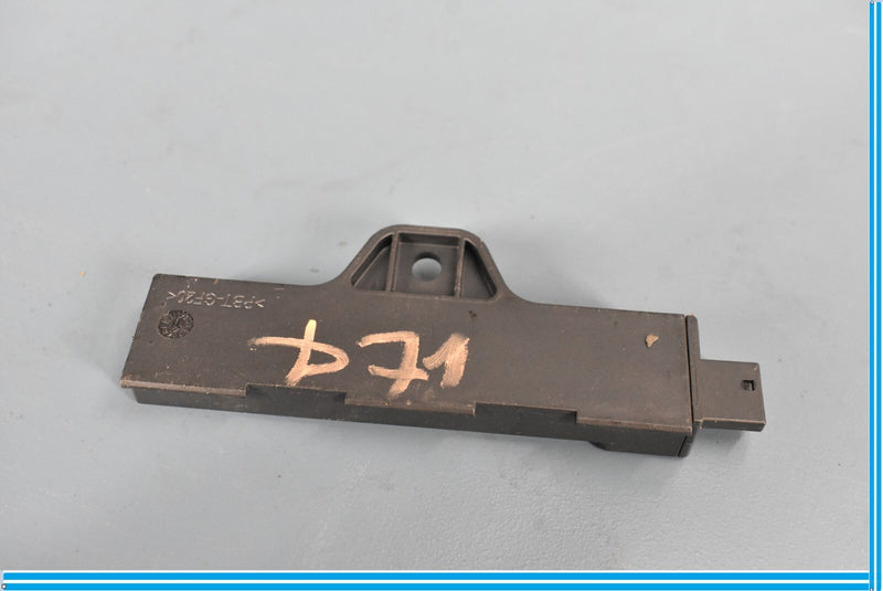 Load image into Gallery viewer, 12-18 BMW F12 F13 640i 650i Interior Bootlid Radio Antenna Amplifier Oem