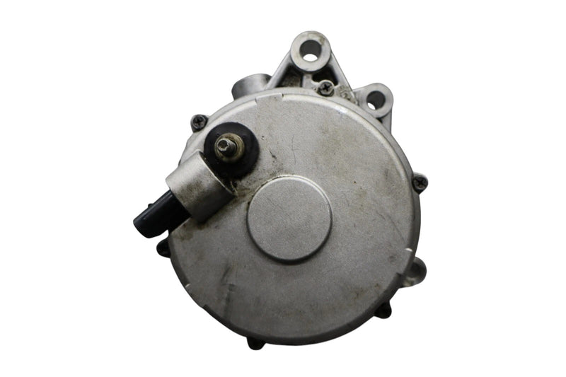 Load image into Gallery viewer, 04-09 Cadillac XLR Hitachi Alternator Generator 10440924 Oem