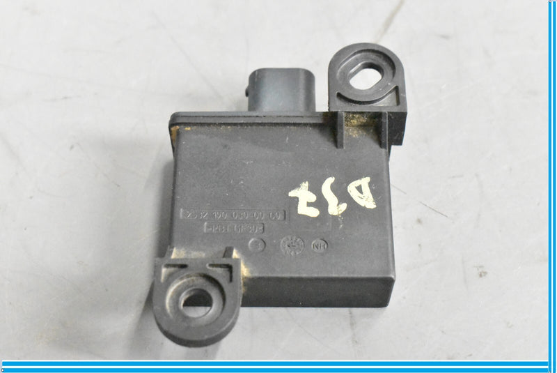 Load image into Gallery viewer, 11-18 Porsche Cayenne Tire Pressure Monitor Sensor Module Tpms 7PP907283 Oem