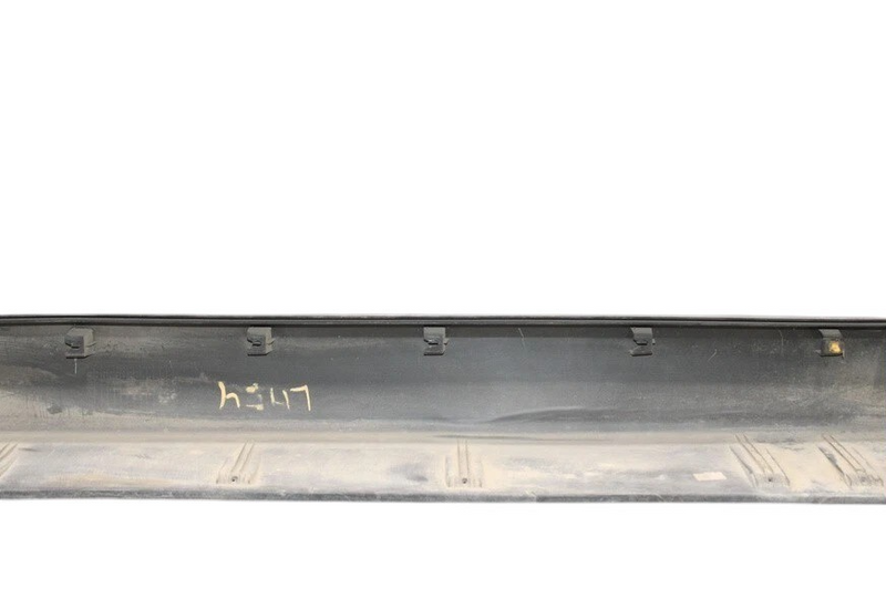 Load image into Gallery viewer, 11-16 Hyundai Equus SIG Left Side Skirt Rocker Panel Molding 877513N200 Oem