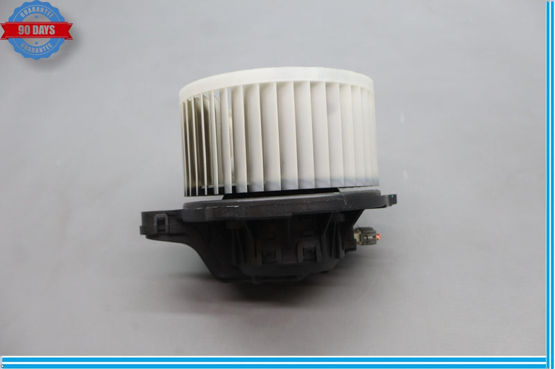 Load image into Gallery viewer, 15-20 Hyundai Genesis G80 Front HVAC AC Heater Blower Motor Fan Oem