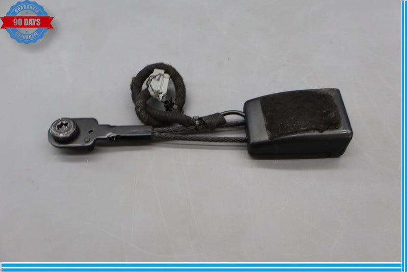 Load image into Gallery viewer, 14-22 Maserati Ghibli S Front Left Driver Side Seat Belt Buckle Oem