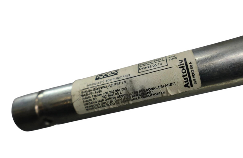 Load image into Gallery viewer, 14-20 Maserati Quattroporte M156 Front Right Side Seat Belt Buckle 670001427 OEM