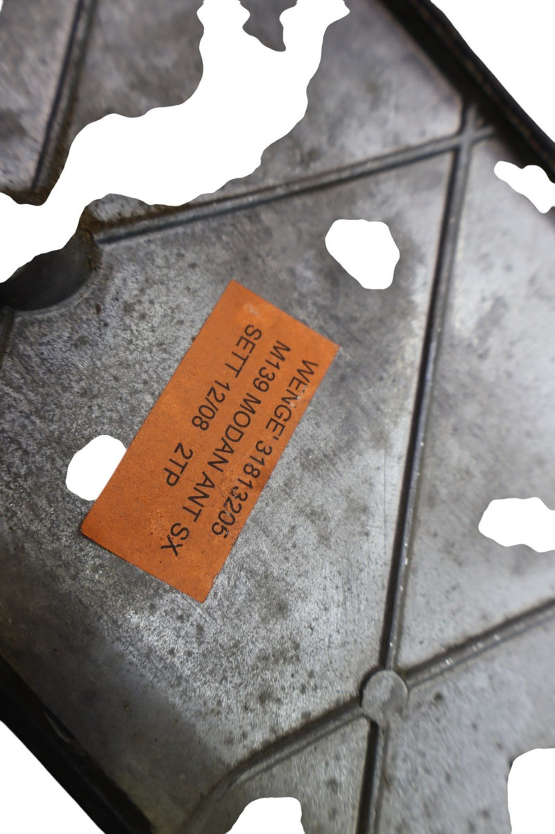 Load image into Gallery viewer, 03-13 Maserati Quattroporte M139 Front Left Side Door Panel Trim Panel Oem