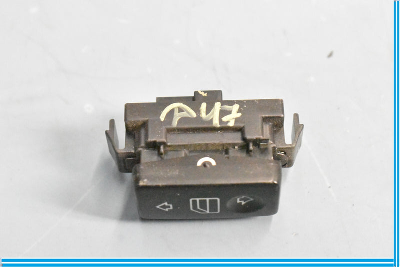 Load image into Gallery viewer, 03-06 Mercedes CL500 S55 AMG W215 Front Right Passenger Window Switch Oem