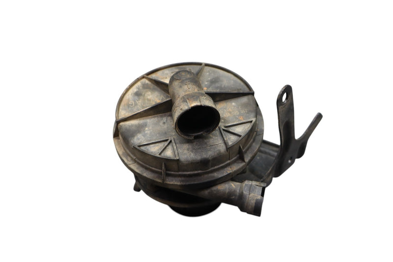 Load image into Gallery viewer, 1999-2012 Audi A4 A6 A7 A8 Quattro Q7 Engine Air Injection Pump & Hose Oem
