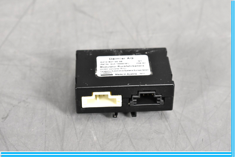 Load image into Gallery viewer, 10-18 Mercedes CLS550 E350 Rear View Camera Parking Back Up Control Module Oem
