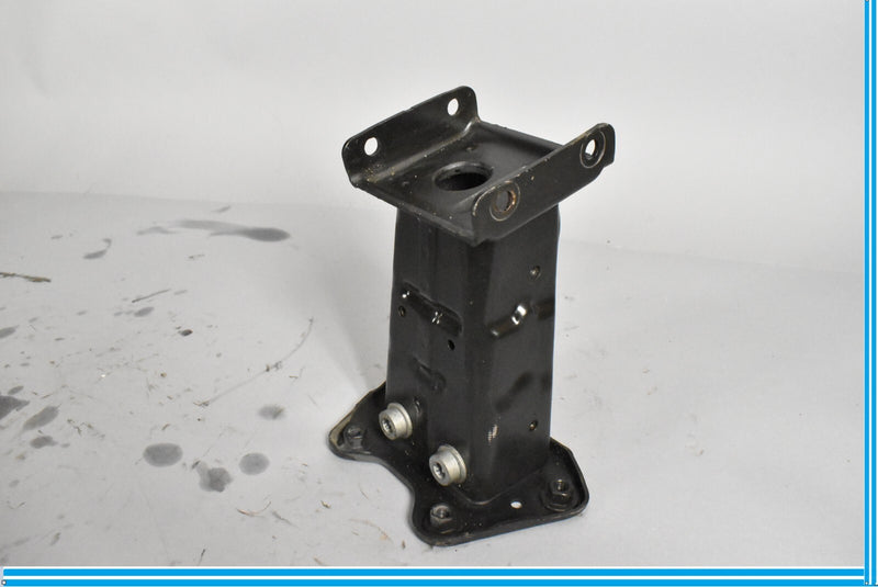 Load image into Gallery viewer, 07-14 Mercedes CL550 CL600 W216 Front Left Bumper Reinforcement Bracket Oem