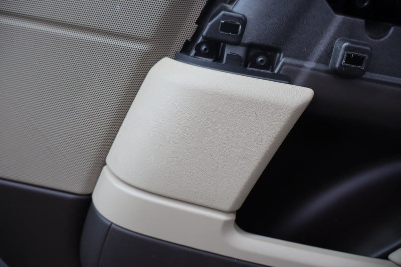 Load image into Gallery viewer, 13-17 Land Rover Range Rover L405 Rear Right Side Interior Door Panel Trim Oem
