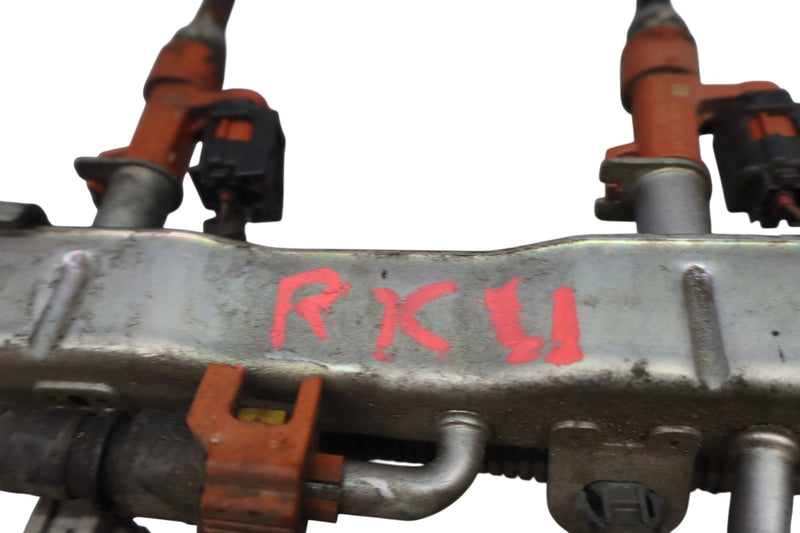 Load image into Gallery viewer, 07-17 Lexus USF40 LS460 Right Passenger Side Outer Fuel Injection Rail Oem